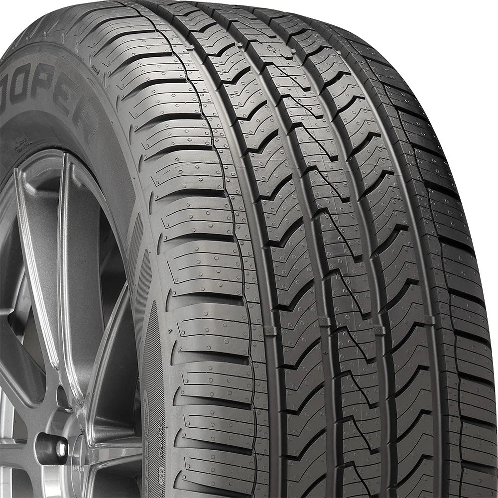Set of 4 All Season Tires 215/60R17 96H D620