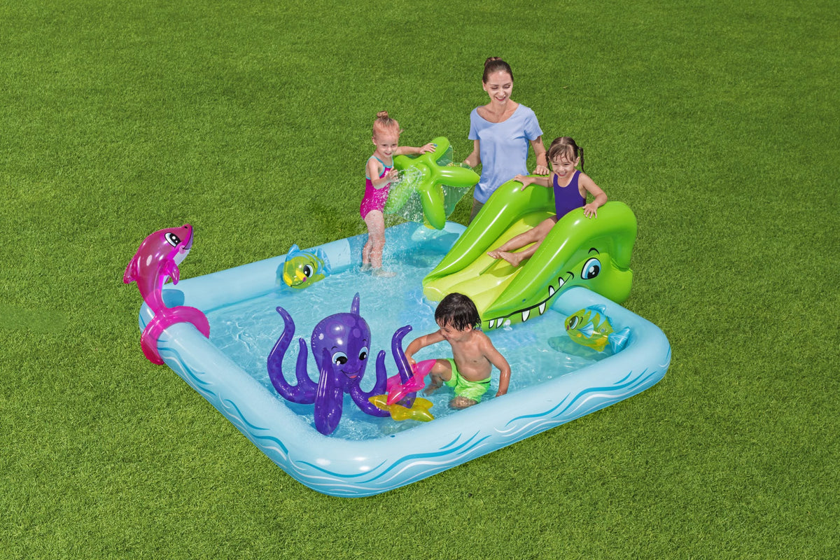 Multicolor Inflatable Kids Water Play Center with Slide J512