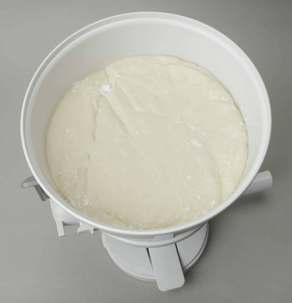 White Rice Cake Cutter V82683