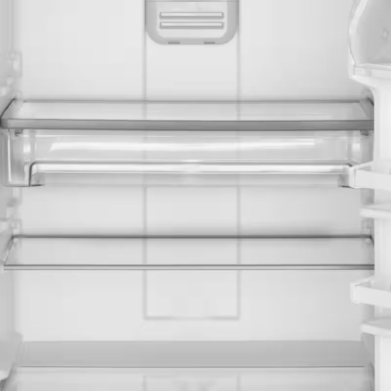 White 18 cu. ft. Top Freezer Refrigerator X51060