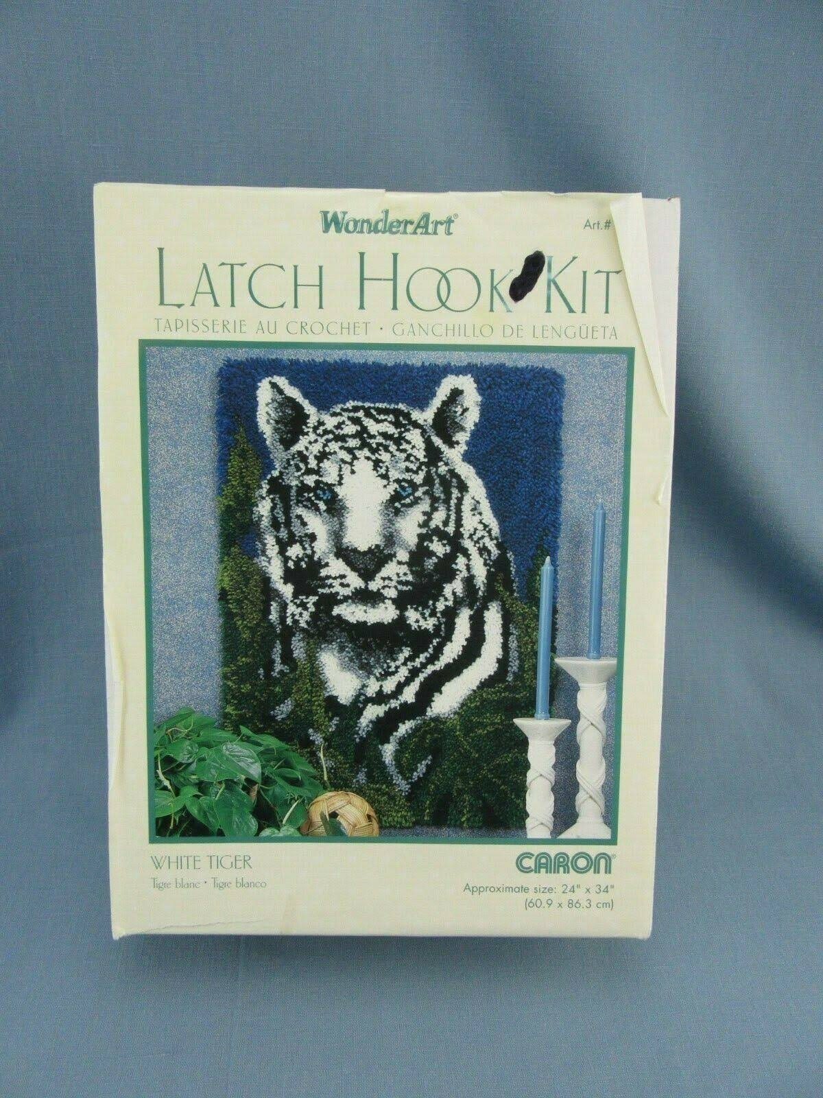 Latch Hook Kit White Tiger 24x34 L82368