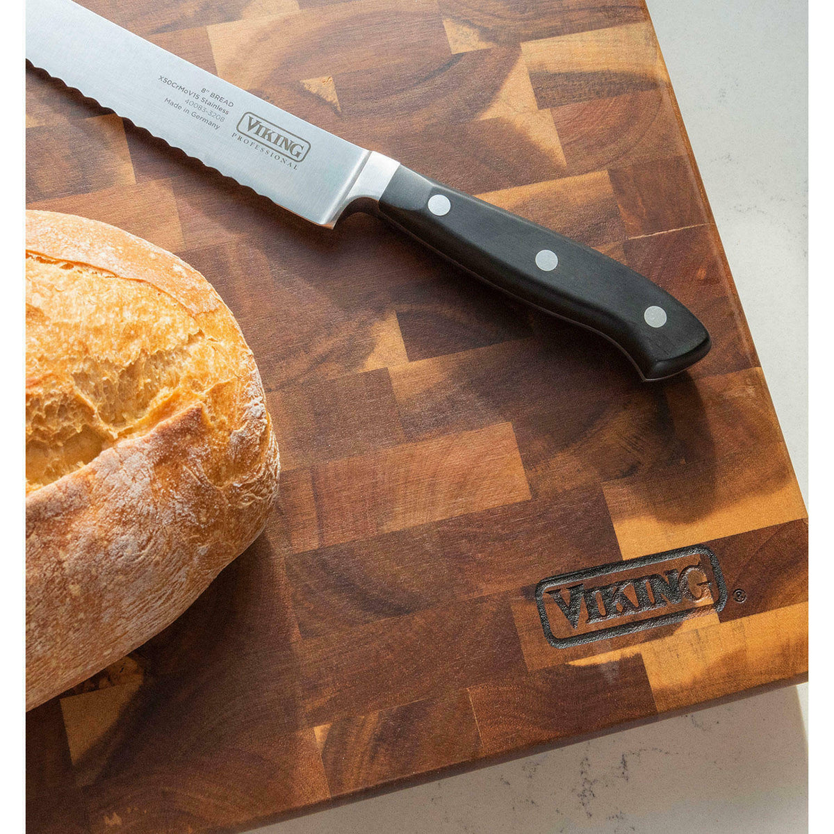 Acacia Wood Cutting Board E71687