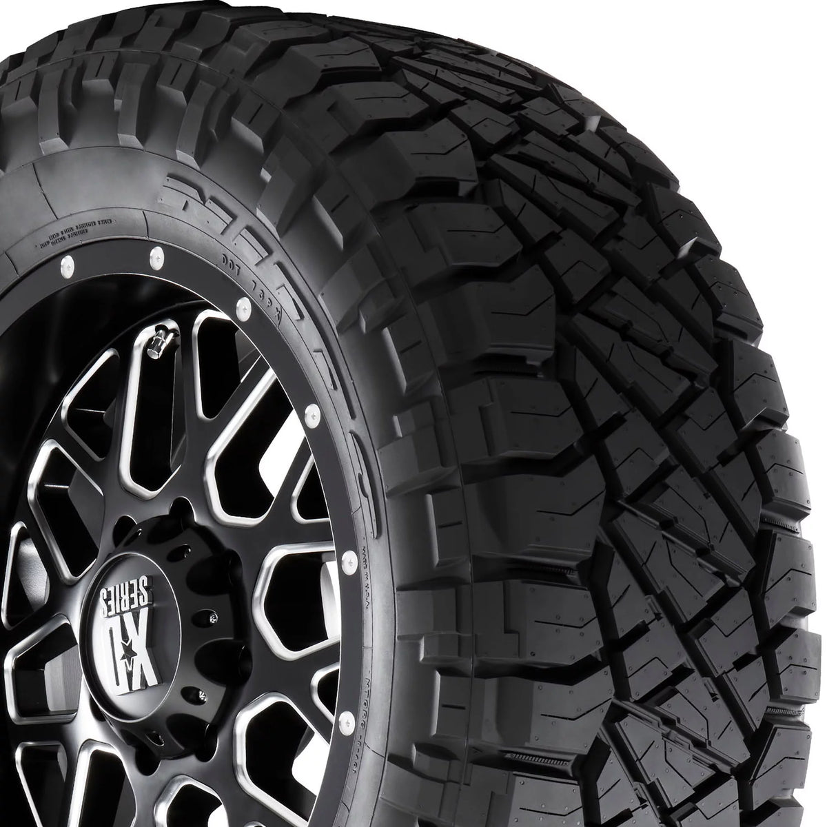 275/60R20XL 116T BSW Tire G710