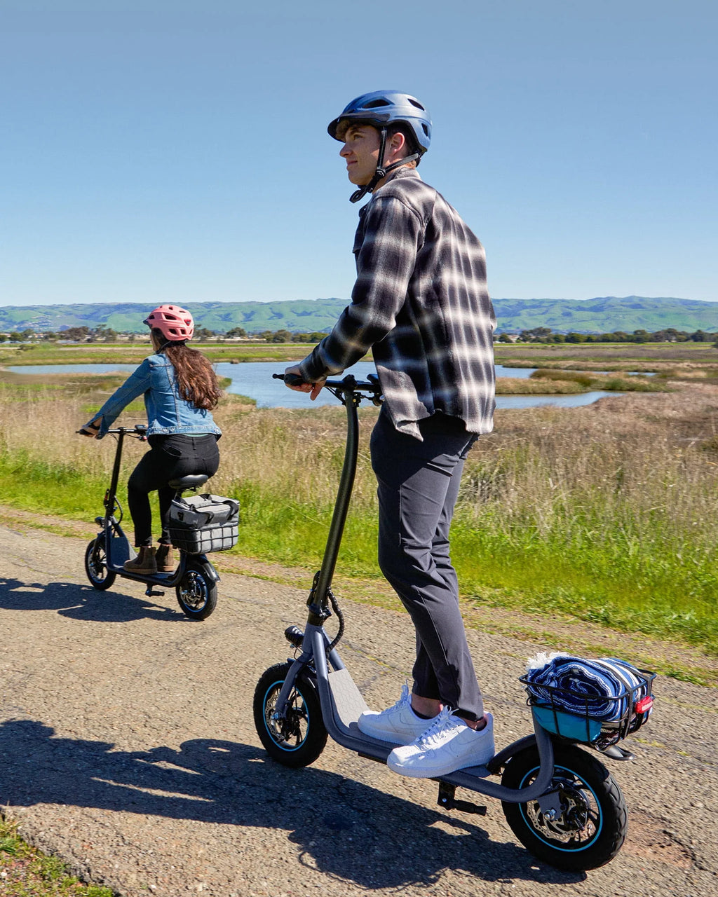 550W 12 inch Electric Scooter with Basket and Wide Deck N74168