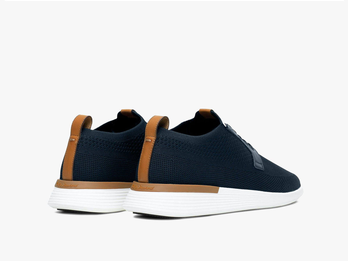Black / White M 13 / W 15 Shoes Q2433