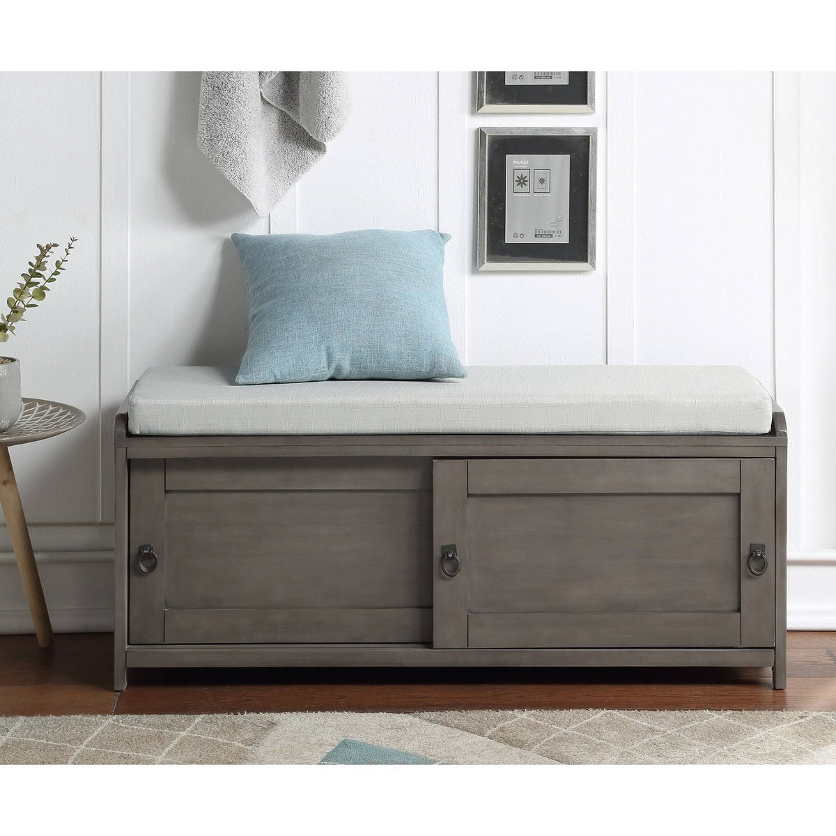 Grey Wood Storage Bench with 2 Cabinets Z899