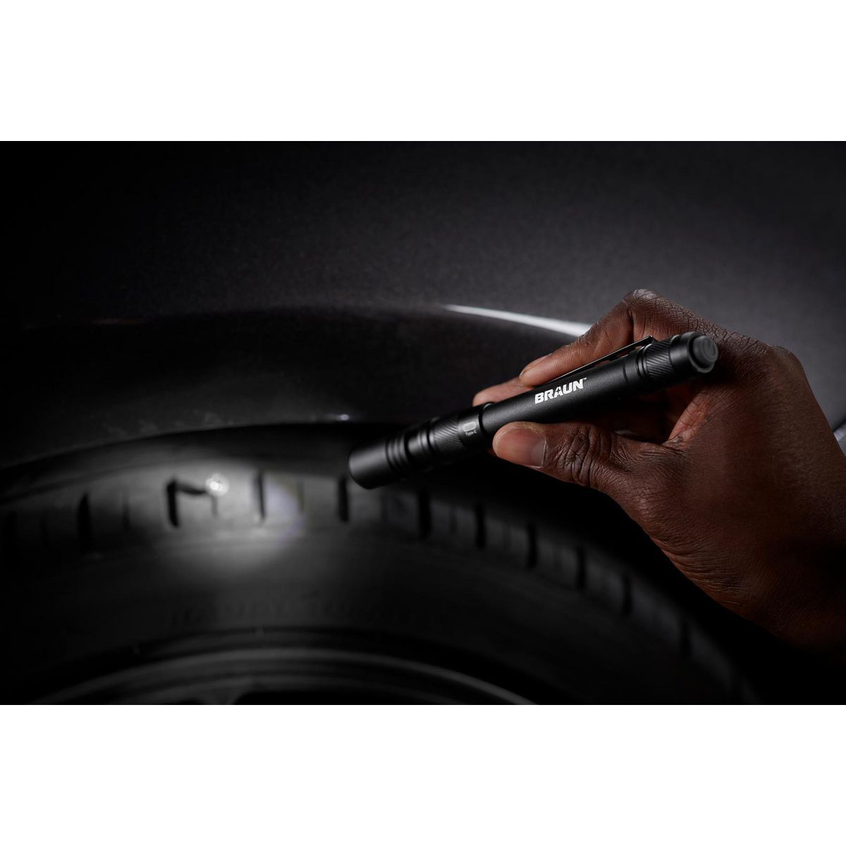 450 Lumen Rechargeable Penlight Q32480